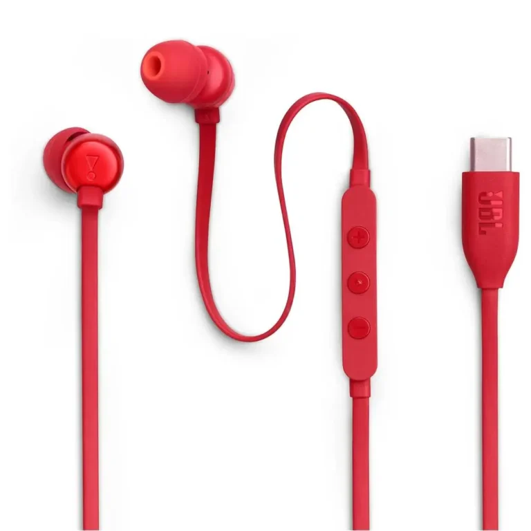 عکس هندزفری JBL Tune 310C قرمز با گوشی‌های کنار هم، کابل خمیده و اتصال USB-C