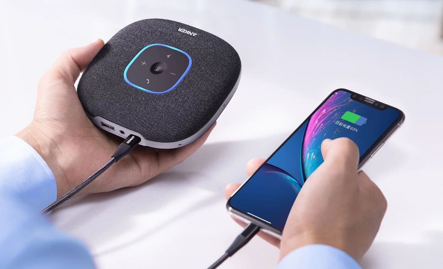 اسپیکرفون Anker PowerConf A3302 اسپیکرفون Anker PowerConf A3302