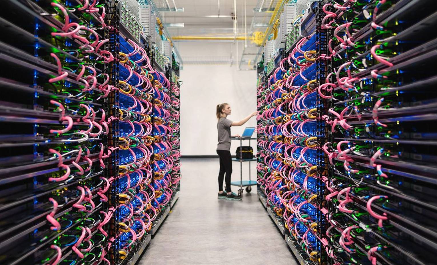 OpenAI با 100 میلیون GPU