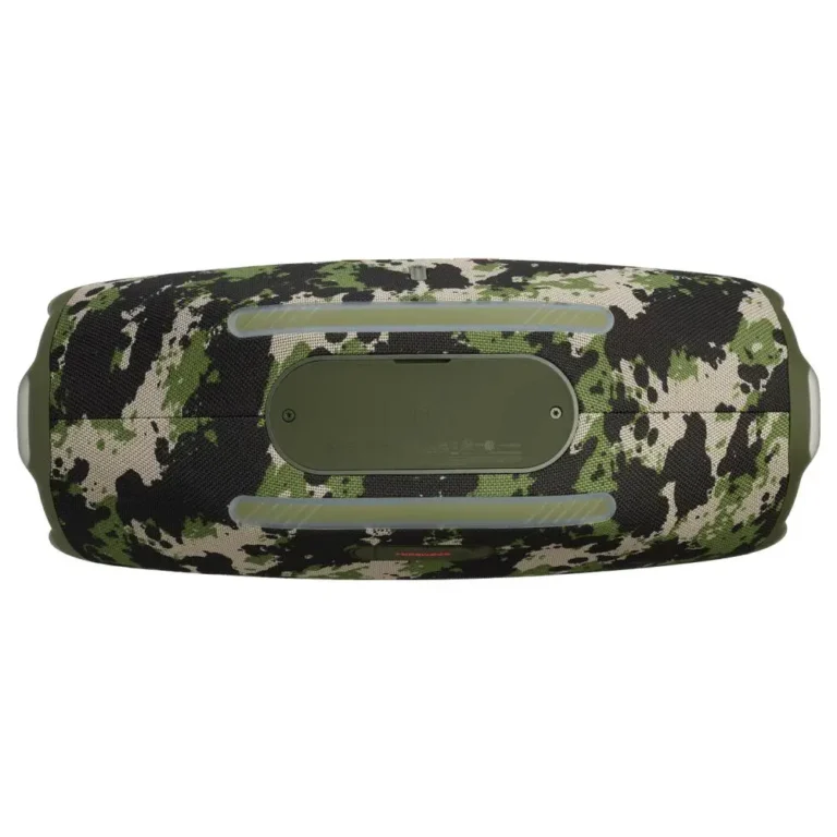 عکس اسپیکر جی بی ال Boombox 4 طرح چریکی سبز، زیر بدنه و پایه‌ها