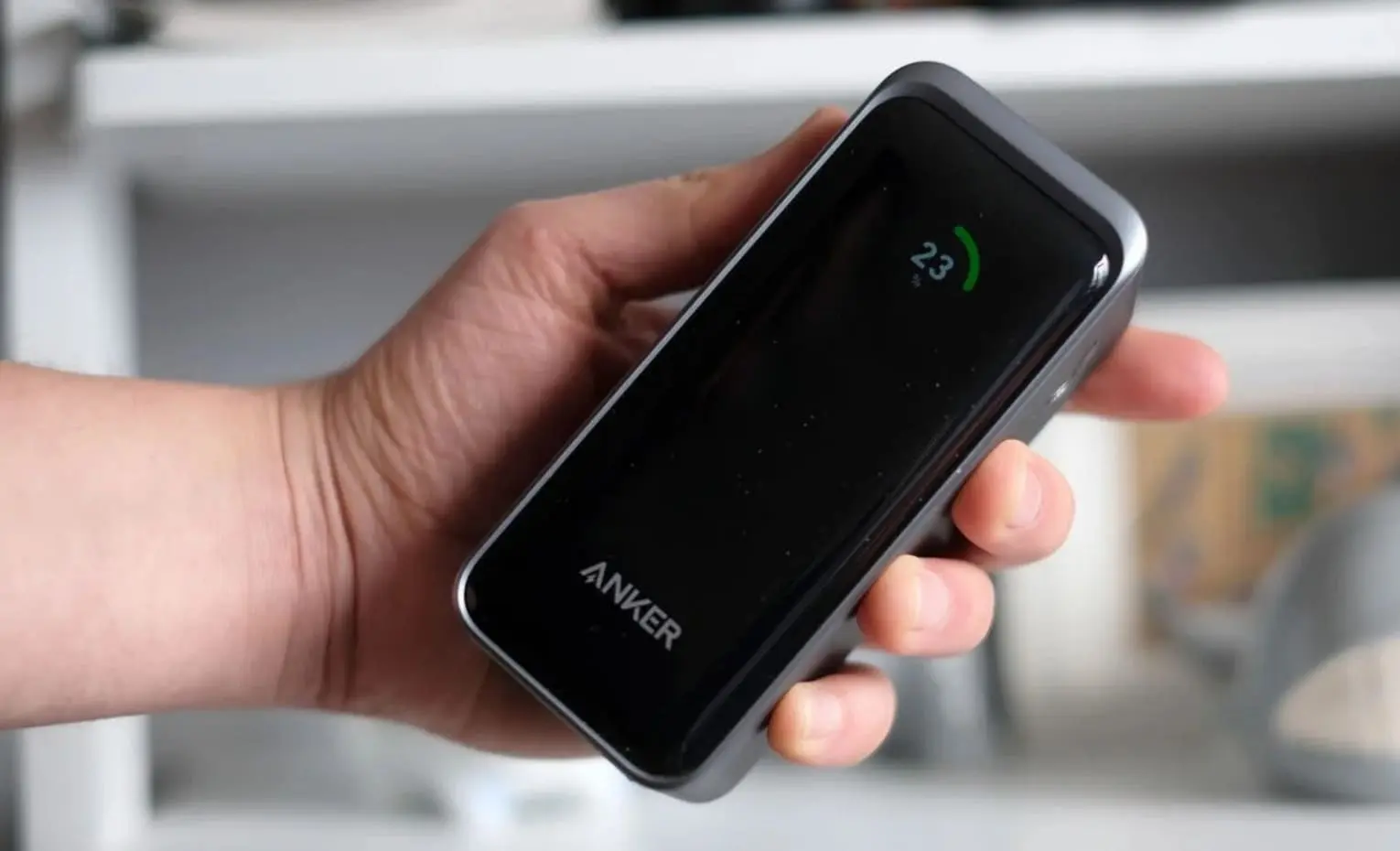 راهنمای خرید بهترین پاور بانک برای آیپد در سال 2025