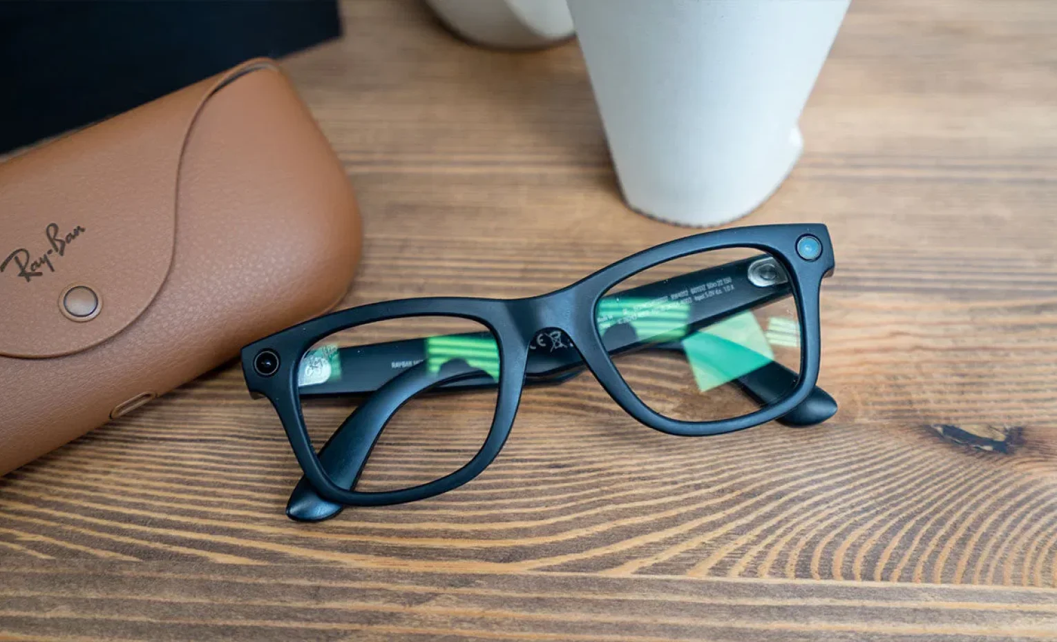 بررسی کامل نسل دوم عینک هوشمند متا ریبن