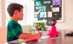 مروری بر خطرات پنهان ربات‌های اسباب‌بازی هوشمند برای کودکان