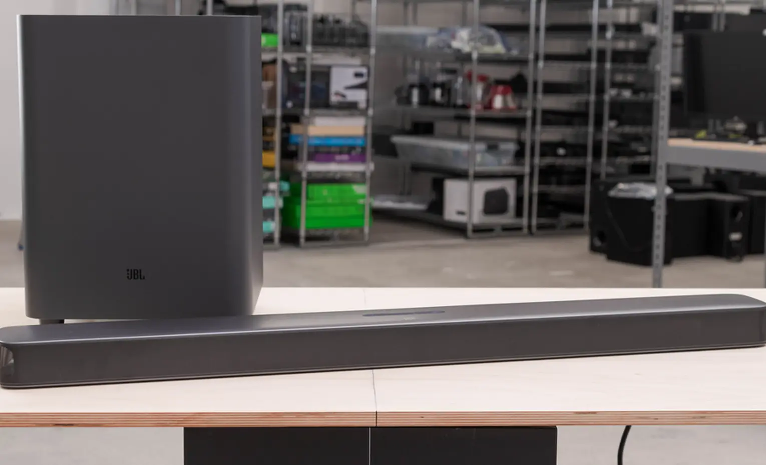 مقایسه ساندبار هایسنس HT Saturn و JBL Bar 5.1