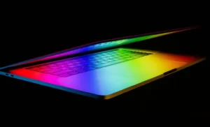 مک بوک پرو M5 و M6، چرا عرضه مارس نویدبخش OLED است؟