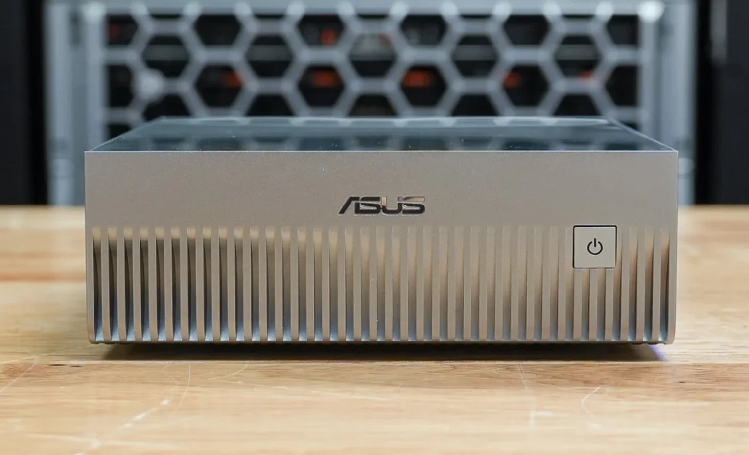 مقایسه ASUS Ascent GX10 و NVIDIA DGX Spark، کدام بهتر است؟ مقایسه ASUS Ascent GX10 و NVIDIA DGX Spark، کدام بهتر است؟