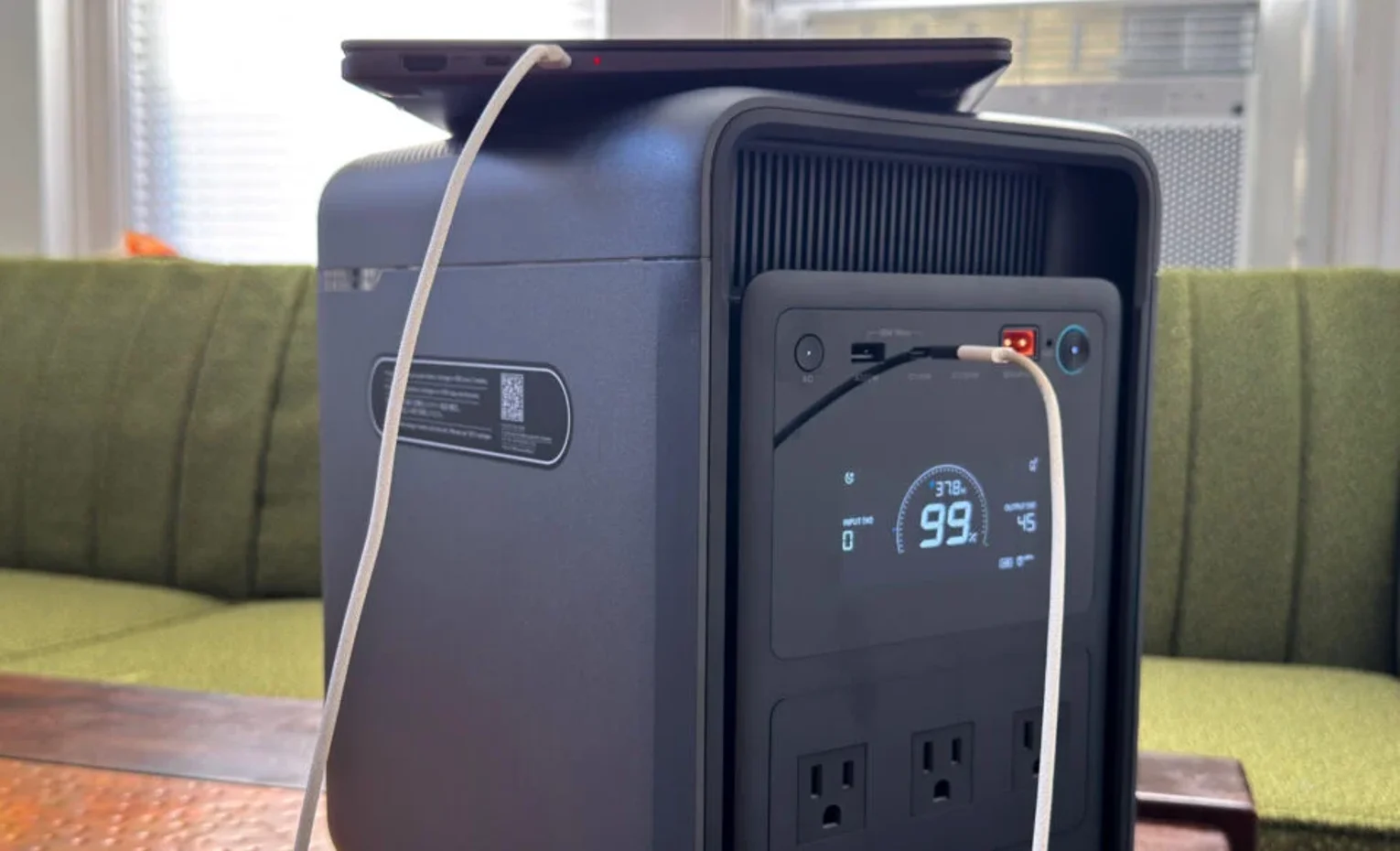Anker SOLIX S2000، پاوراستیشن تازه با تمرکز بر مصرف کم Anker SOLIX S2000، پاوراستیشن تازه با تمرکز بر مصرف کم